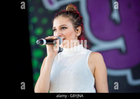 Sterling Hieghts, Michigan, USA. 25. Juni 2016. DAYA durchführen auf 98.7 AMP Leben 2016-Show am Freedom Hill in Sterling Heights, MI am 25. Juni 2016 © Marc Nader/ZUMA Draht/Alamy Live News Stockfoto