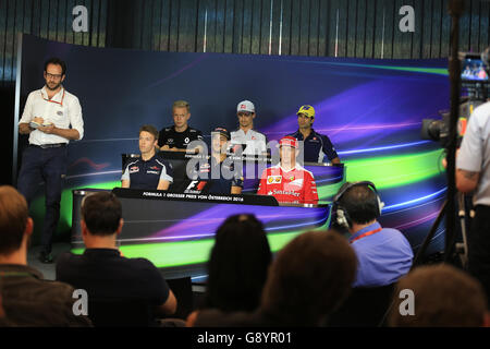 Red Bull Schaltung, Spielberg, Österreich. 30. Juni 2016. F1 Grand Pix von Österreich. Fahrer-Ankunft und Anlagenab Tag. Pressekonferenz zeigt Haas F1 Team - Esteban Gutierrez, Scuderia Toro Rosso – Daniil Kvyat, Renault Sport F1-Team - Kevin Magnussen, Sauber F1 Team – Felipe Nasr, Scuderia Ferrari – Kimi Räikkönen und Red Bull Racing – Daniel Ricciardo Credit: Action Plus Sport/Alamy Live News Stockfoto