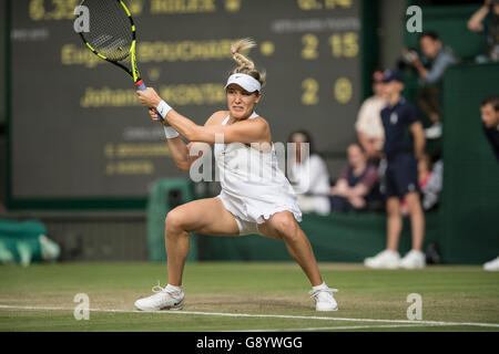 London, Vereinigtes Königreich. 30. Juni 2016.  Wimbledon Tennis-Meisterschaften 2016 statt in The All England Lawn Tennis and Croquet Club, London, England, UK.   Eugenie Bouchard (CAN) V Johanna Konta (GBR) [16] auf dem Centre Court. Im Bild:-Eugenie Bouchard. Bildnachweis: Duncan Grove/Alamy Live-Nachrichten Stockfoto