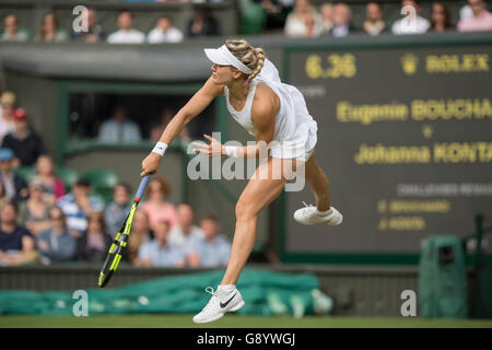 London, Vereinigtes Königreich. 30. Juni 2016.  Wimbledon Tennis-Meisterschaften 2016 statt in The All England Lawn Tennis and Croquet Club, London, England, UK.   Eugenie Bouchard (CAN) V Johanna Konta (GBR) [16] auf dem Centre Court. Im Bild:-Eugenie Bouchard. Bildnachweis: Duncan Grove/Alamy Live-Nachrichten Stockfoto