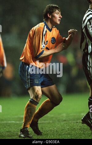 Fußball - FA Carling Premiership - Newcastle United / Derby County. Steve Elliott von Derby County Stockfoto