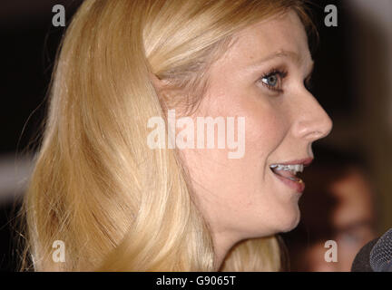 Gwyneth Paltrow kommt zur Vorführung ihres neuen Films "Proof" des Times BFI London Film Festival, am Samstag, den 22. Oktober 2005, im Odeon West End im Zentrum von London. Stockfoto