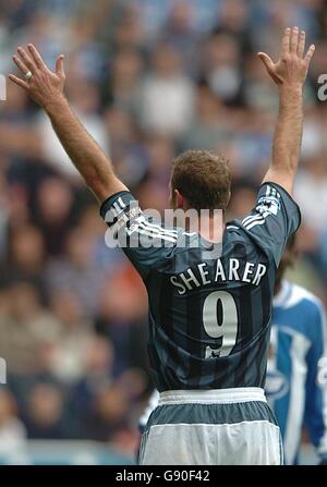 Fußball - FA Barclays Premiership - Wigan Athletic V Newcastle United - The JJB Stadium Stockfoto