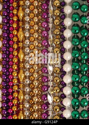 Karneval, Perlen, Necklesses gesammelt von mehreren Paraden in New Orleans Stockfoto