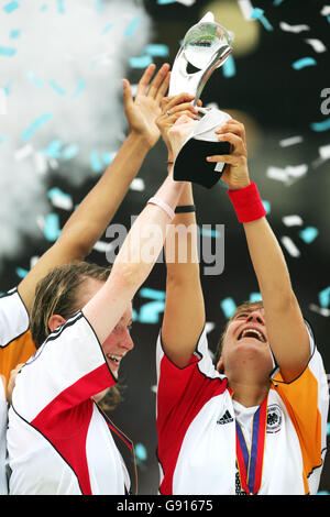 Fußball - UEFA Europameisterschaft der Frauen Weltmeisterschaft 2005 - Finale - Deutschland / Norwegen - Ewood Park Stockfoto