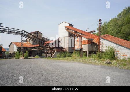 Alte verlassene und nutzlos Fabrikgebäude Stockfoto