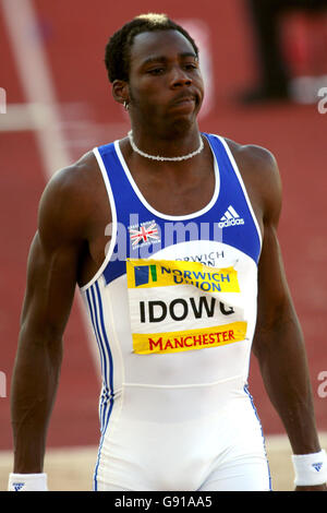 Leichtathletik - Norwich Union World & Commonwealth Trials und AAA Championships - Manchester Regional Arena. Während des Männer Triple Jump Stockfoto
