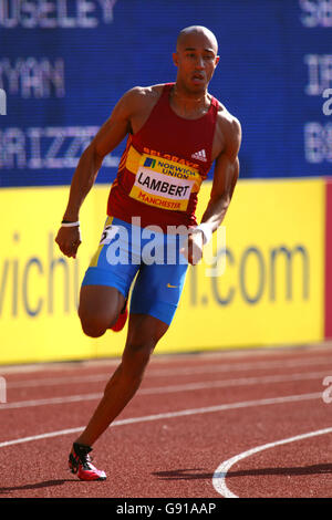 Leichtathletik - Norwich Union World & Commonwealth Trials und AAA Championships - Manchester Regional Arena. Der britische Chris Lamber während der 200-m-Männer Stockfoto