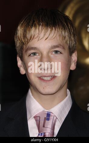 James Lomas einer der Schauspieler, die Billy im Musical von Billy Elliot bei den British Academy Children's Film & Television Awards 2005 im London Hilton spielen. Stockfoto