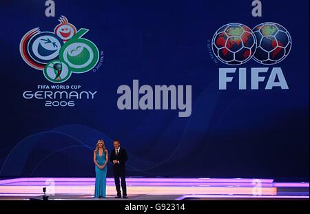 Fußball - 2006 FIFA World Cup Deutschland - Final Draw - Messe Leipzig Stockfoto