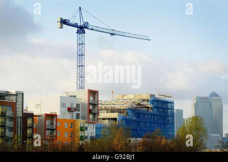 Im Millennium Village auf der Greenwich Halbinsel wird weiter gebaut. Stockfoto