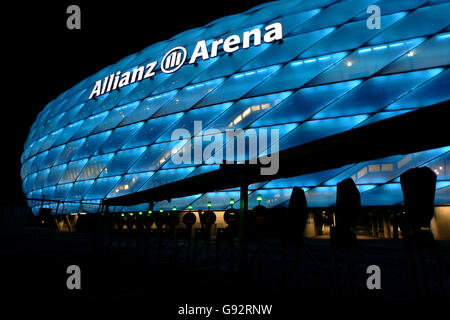 Fußball - FIFA Fußball-Weltmeisterschaft 2006 Stadien - Allianz Arena - München. Gesamtansicht der Allianz Arena Stockfoto