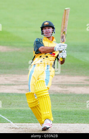 Cricket - The NatWest International Triangular Series - Finale - England gegen Australien - Lord's. Ricky Ponting, Australien Stockfoto