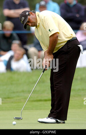 Golf - die BMW Meisterschaft 2005 - Wentworth. Argentiniens Angel Cabrera Stockfoto