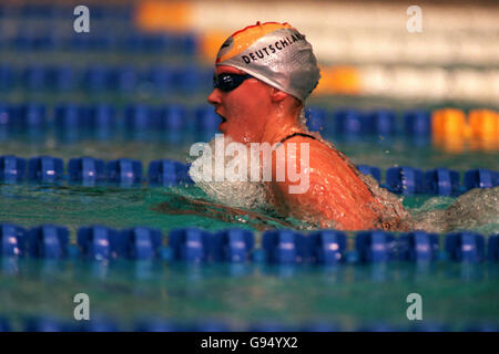 Die deutsche Nicola Hetzer tritt in der 400-Meter-Einzelmedaillenhöhe an Stockfoto