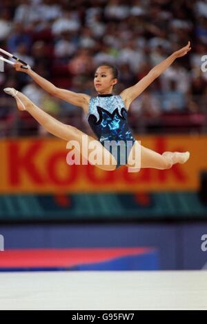 Gymnastik - 16. Commonwealth Games - Kuala Lumpur, Malaysia - Reifen - Einzelfinale. Silbermedaillengewinnerin Chee Kiat Thye aus Malaysia Stockfoto