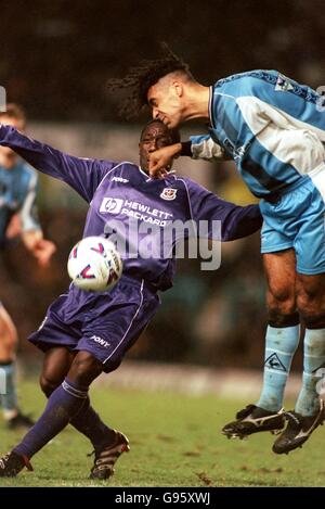 Fußball - FA Carling Premiership - Coventry City gegen Tottenham Hotspur Stockfoto