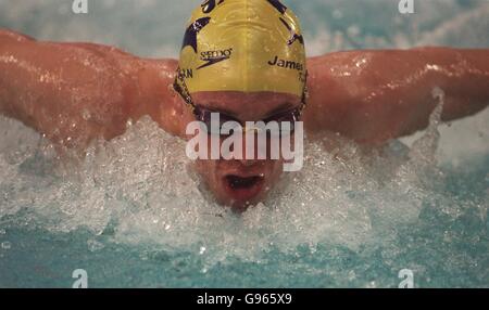 Großbritanniens James Hickman in feiner Form in den Men's 200m Schmetterling bei der Schwimmweltmeisterschaft in Glasgow Stockfoto