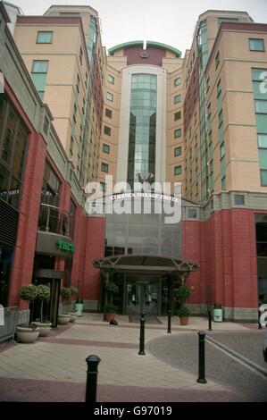 Fußball - FA Carling Premiership - Chelsea. Der Haupteingang zum Chelsea Village Hotel Stockfoto