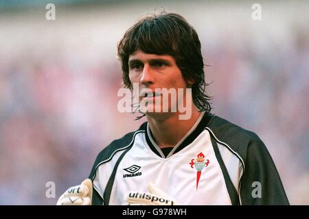 Spanischer Fußball - Teresa Herrera Trophy - Halbfinale - Deportivo La Coruna / Celta Vigo. Richard Dutruel, Torhüter von Celta Vigo Stockfoto