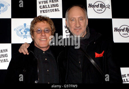 Roger Daltrey (L) und Pete Townshend von The Who starten am Mittwoch, 8. März 2006, das Hyde Park Calling Festival im Hard Rock Cafe im Zentrum von London. Das Festival findet am 1. Und 2. Juli statt. Siehe PA Geschichte SHOWBIZ Townshend. DRÜCKEN Sie VERBANDSFOTO. Foto Kredit sollte lauten: Steve Parsons/PA. Stockfoto