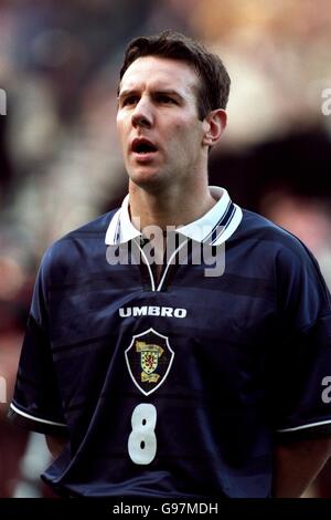 Fußball - Euro 2000 Qualifikation - Play Off First Leg - Schottland gegen England. Craig Burley, Schottland Stockfoto