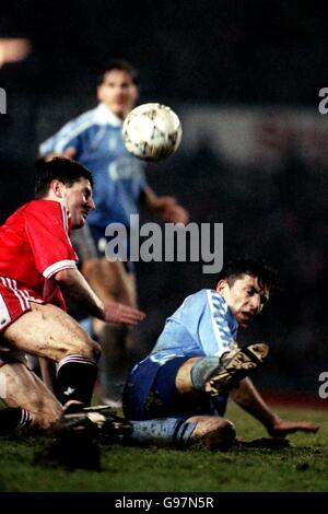 Fußball - Rumbelows-Liga-Pokal - Halbfinale Rückspiel - Manchester United gegen Middlesbrough - Old Trafford Stockfoto