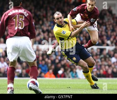 Fußball - FA Barclays Premier League - Arsenal V Aston Villa - Highbury Stockfoto