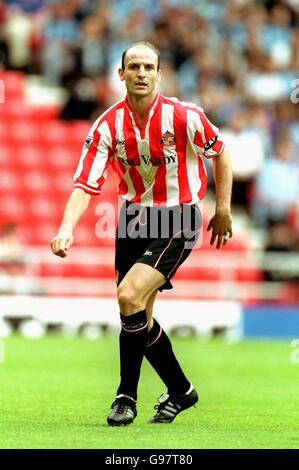 Fußball - FA Carling Premiership - Sunderland / Coventry City. Steve Bould von Sunderland Stockfoto