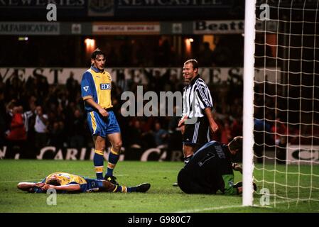 Fußball - FA Carling Premiership - Newcastle United gegen Derby County Stockfoto