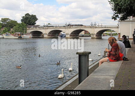 Kingston Bridge, Kingston upon Thames, London, England, Großbritannien, Vereinigtes Königreich, UK, Europa Stockfoto