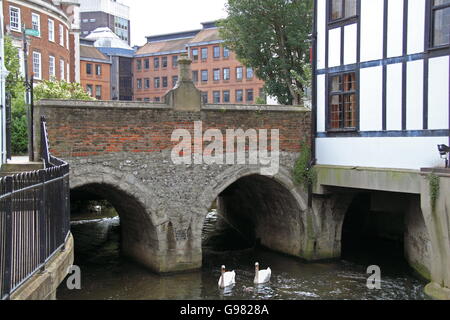 Clattern Brücke, High Street, Kingston upon Thames, London, England, Großbritannien, Vereinigtes Königreich, UK, Europa Stockfoto