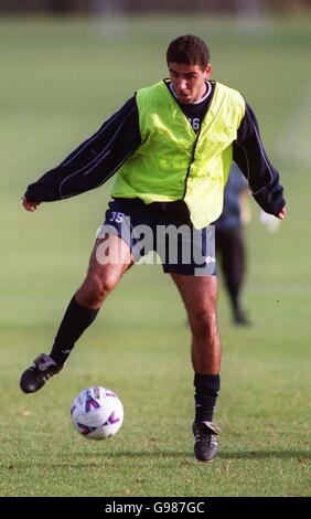 Fußball – FA Carling Premiership – Wimbledon Training. Walid Badir, Wimbledon Stockfoto