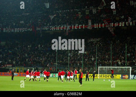 Fußball - UEFA Champions League - 16. Runde - 2. Etappe - AC Mailand / Bayern München - Giuseppe Meazza. Gesamtansicht des AC Mailand Stadions, Giuseppe Meazza Stockfoto