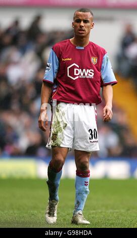 Fußball - FA Barclays Premiership - Aston Villa gegen Fulham - Villa Park. Gabriel Agbonlahor von Aston Villa Stockfoto