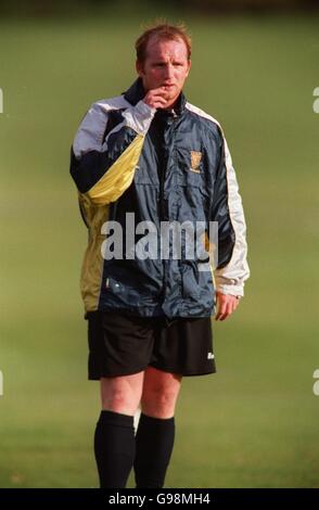 Fußball – FA Carling Premiership – Wimbledon Training. John Hartson, Wimbledon Stockfoto