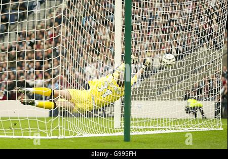 Fußball - Tennents schottische Cup - Halbfinale - Hibernian V Heart of Midlothian - Hampden Park Stockfoto