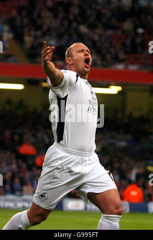 Fußball - LDV Vans Trophy - Finale - Carlisle United gegen Swansea City - Millennium Stadium Stockfoto