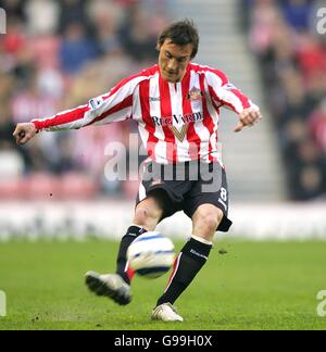 Fußball - FA Barclays Premiership - Sunderland gegen Fulham - The Stadium of Light. Dean Whitehead von Sunderland Stockfoto