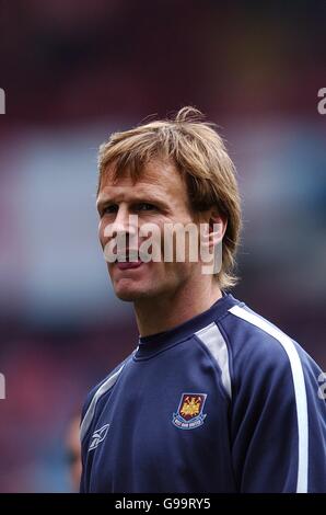 Fußball - FA Cup - Halbfinale - Middlesbrough gegen West Ham United - Villa Park. Teddy Sheringham, West Ham United Stockfoto