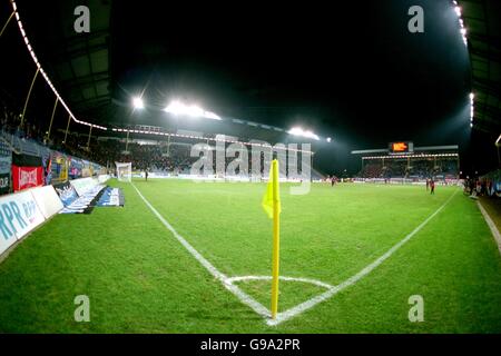 Deutscher Fußball - Bundesliga-2. Division - Waldhof Mannheim / Nürnberg. Gesamtansicht des Carl-Benz-Stadions, Heimat des Waldhofs Mannheim Stockfoto