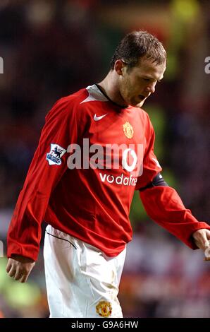 Wayne Rooney von Manchester United geht nach dem Finale niedergeschlagen aus Pfeife Stockfoto