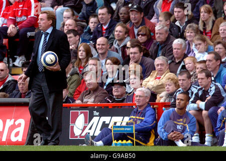 Fußball - FA Barclays Premiership - Charlton Athletic V Portsmouth - The Valley Stockfoto