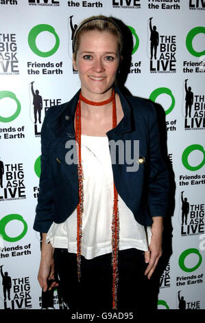 Edith Bowman kommt beim Big Ask Live Benefit Concert im Koko in Camden, Nord-London an. Stockfoto