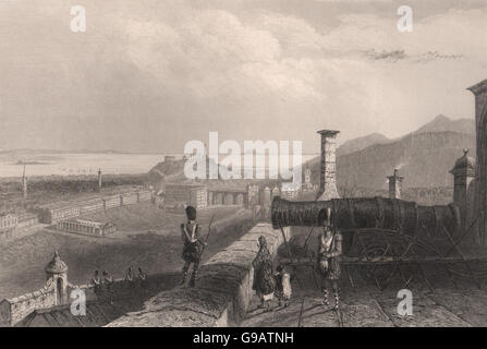 Edinburgh von der Burg Stadtmauer. Die Mons Meg-Waffe. Schottland. BARTLETT, 1838 Stockfoto