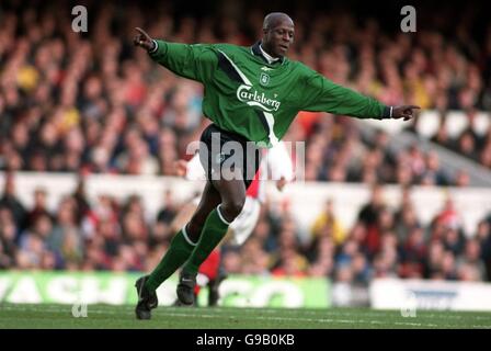 Liverpools Titi Camara feiert das Tor zum Eröffnungstreffer Stockfoto