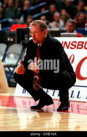 Basketball - Sainsbury's Classic Cola National Cup Finale - Manchester Giants gegen Sheffield Sharks. Nick Nurse, Trainer der Manchester Giants Stockfoto