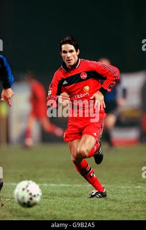 Deutscher Fußball - Bundesliga-2. Division - Waldhof Mannheim / Nürnberg. Stefan Leitl, Nürnberg Stockfoto