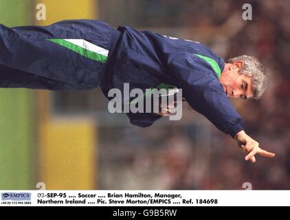 03-SEP-95 .... Fußball Bryan Hamilton, Manager, Nordirland Stockfoto