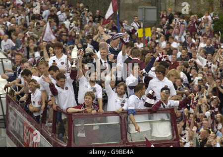 Fußball Parade Hearts Stockfoto